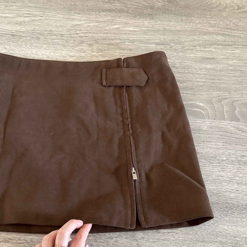 The Frankie Shop Faux Suede Mini Skirt with Front Zip - Picture 2 of 5